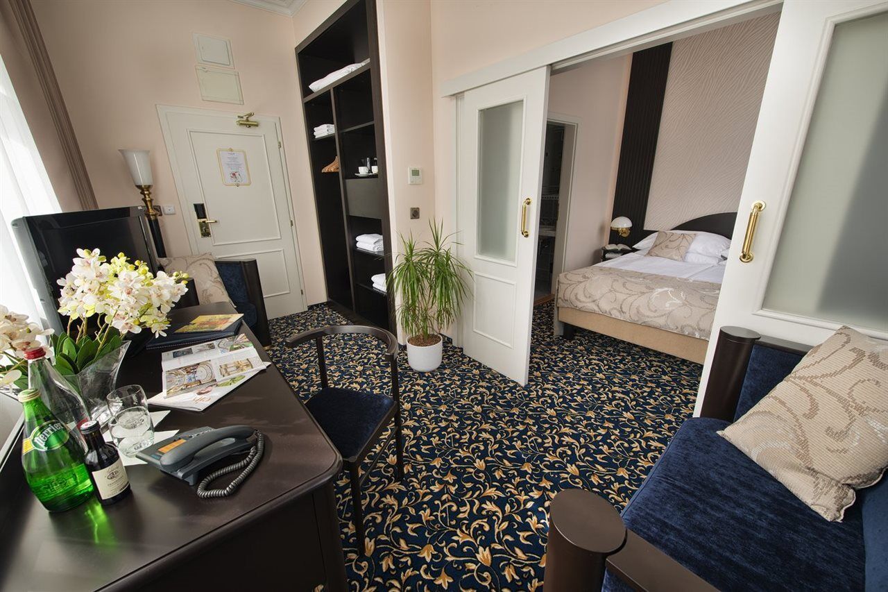 Ea Royal Esprit Hotel Praga